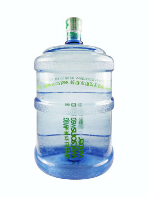 屈臣氏5加仑饮用水